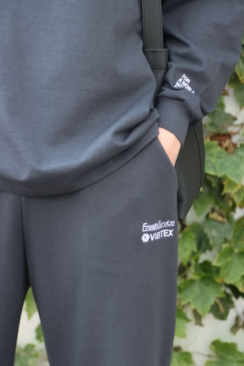 VIBTEX for FreshService “L/S CREW NECK TEE” style.2022.10.23