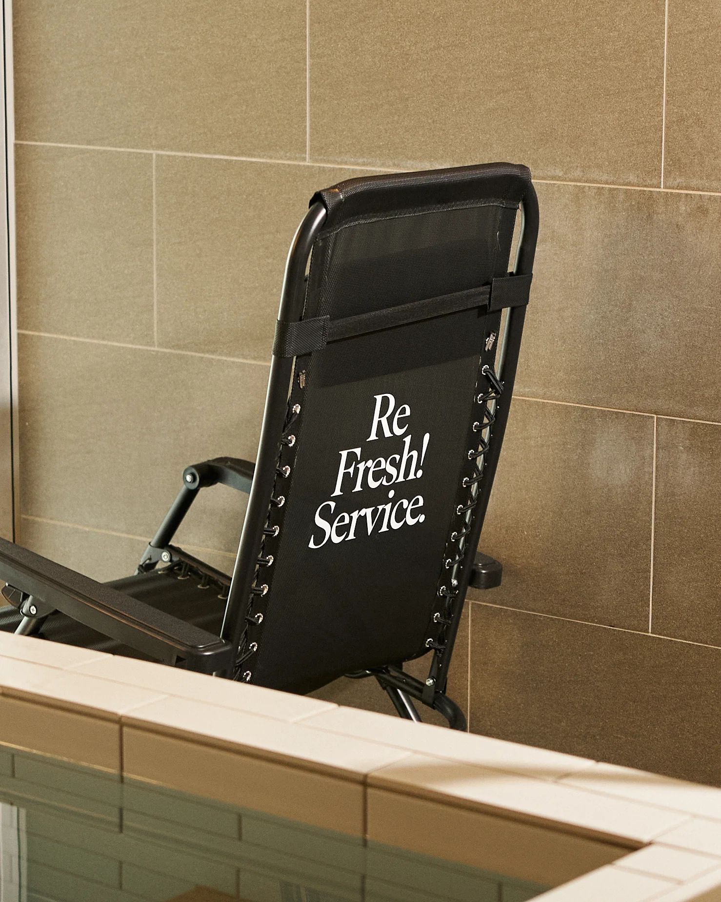 ReFresh!Service. FOLDING RECLINER CHAIR(BLACK)☆9月27日(土)発売！