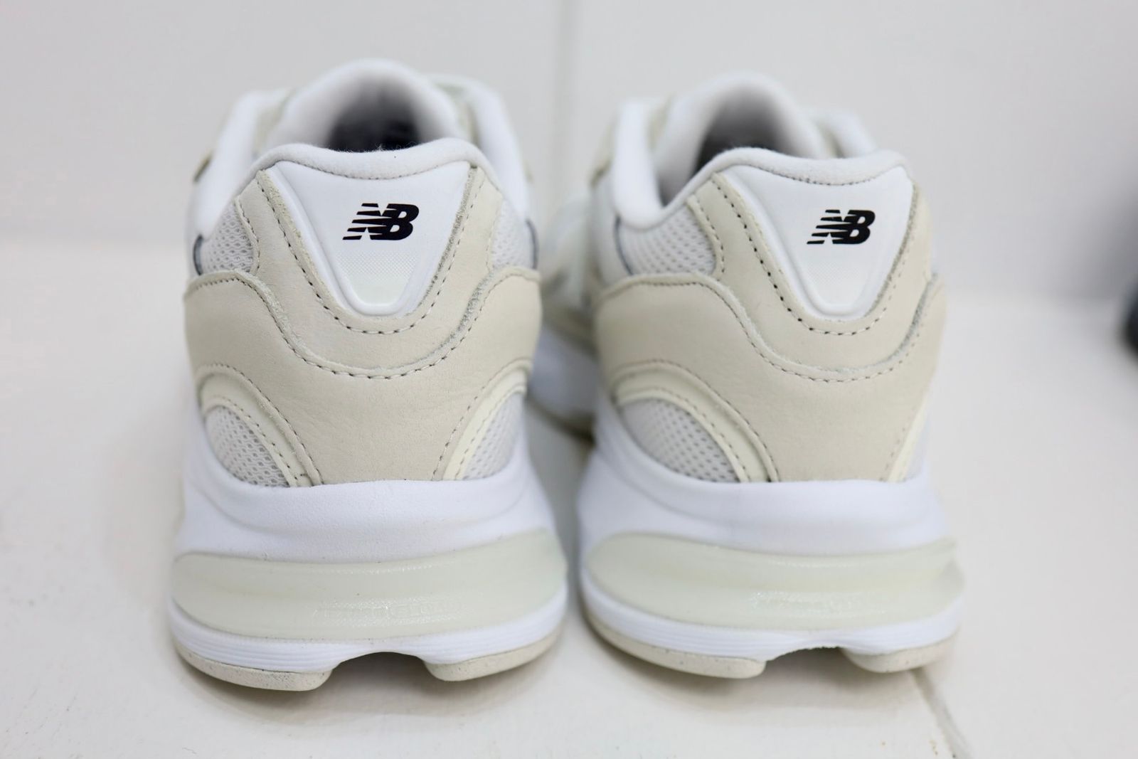 コムデギャルソンオム COMME des GARCONS HOMME×New Balance 2010V(HQ-K102-001) WHITE