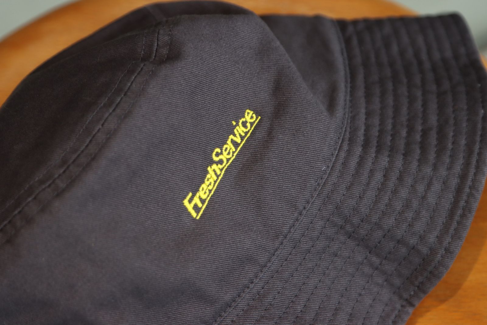 フレッシュサービス バケットハットCORPORATE BUCKET HAT(D.GRAY)