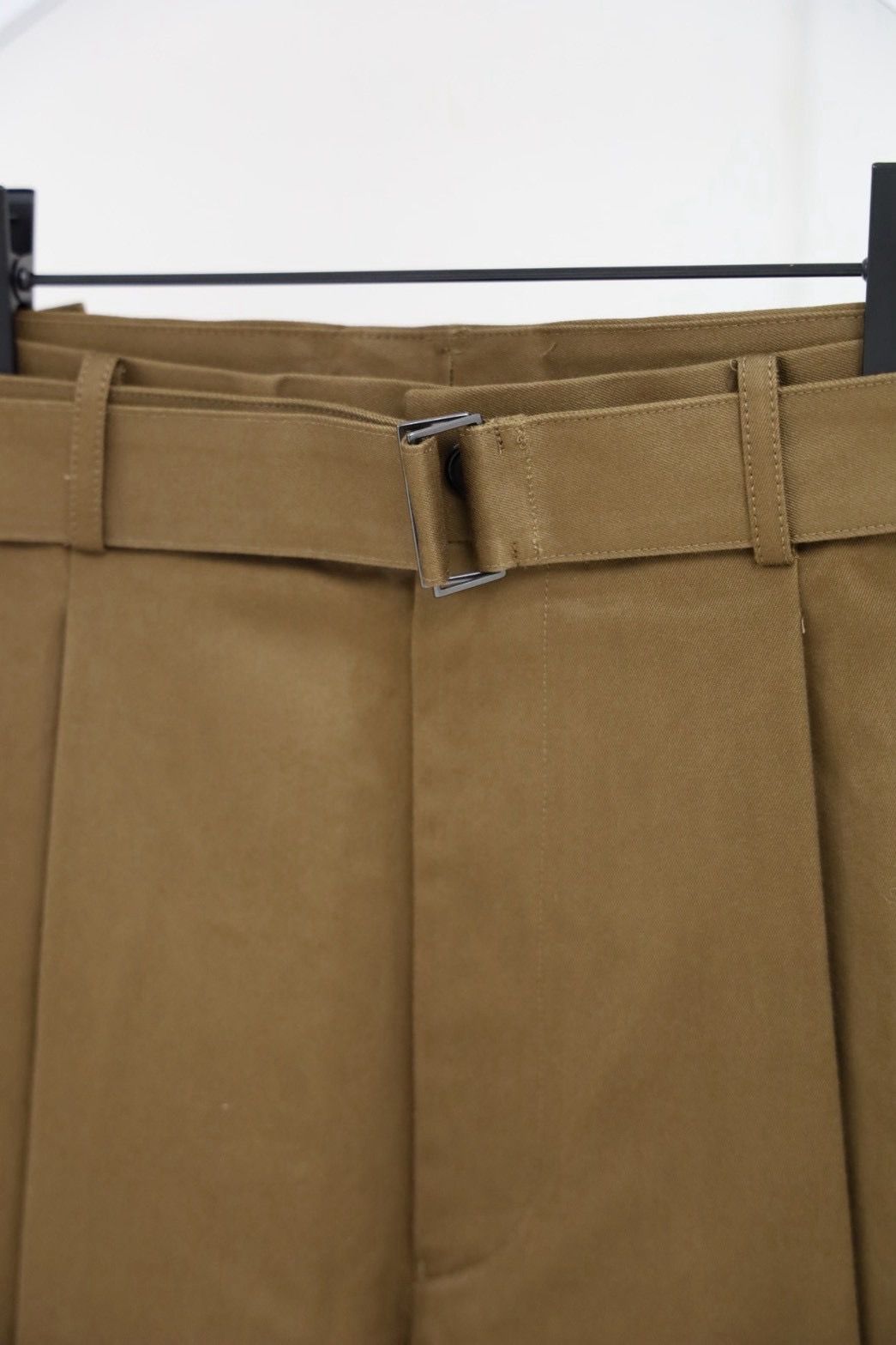 グラフペーパー Dry Westpoint Barrel-Fit Belted Pants(GM263-40381)BROWN