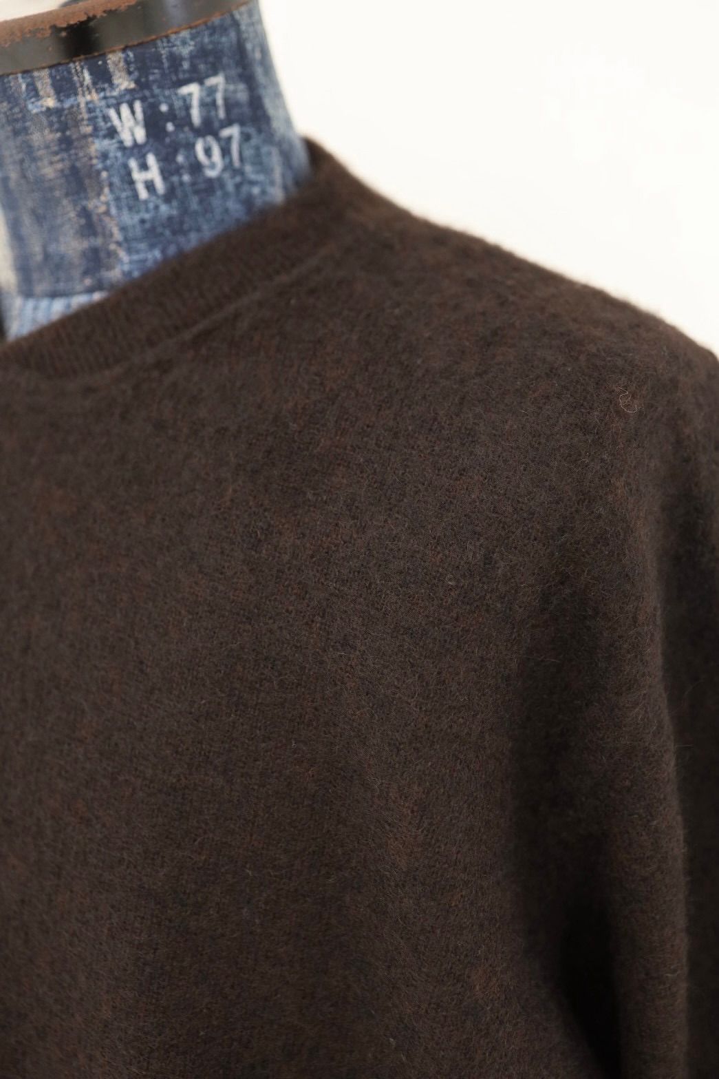 アプレッセ 2026 STYLE2 Brushed Cashmere Middle Gauge Henley Neck Sweater(26AAP-03-09)BROWN☆10月3日(土)新作発売！