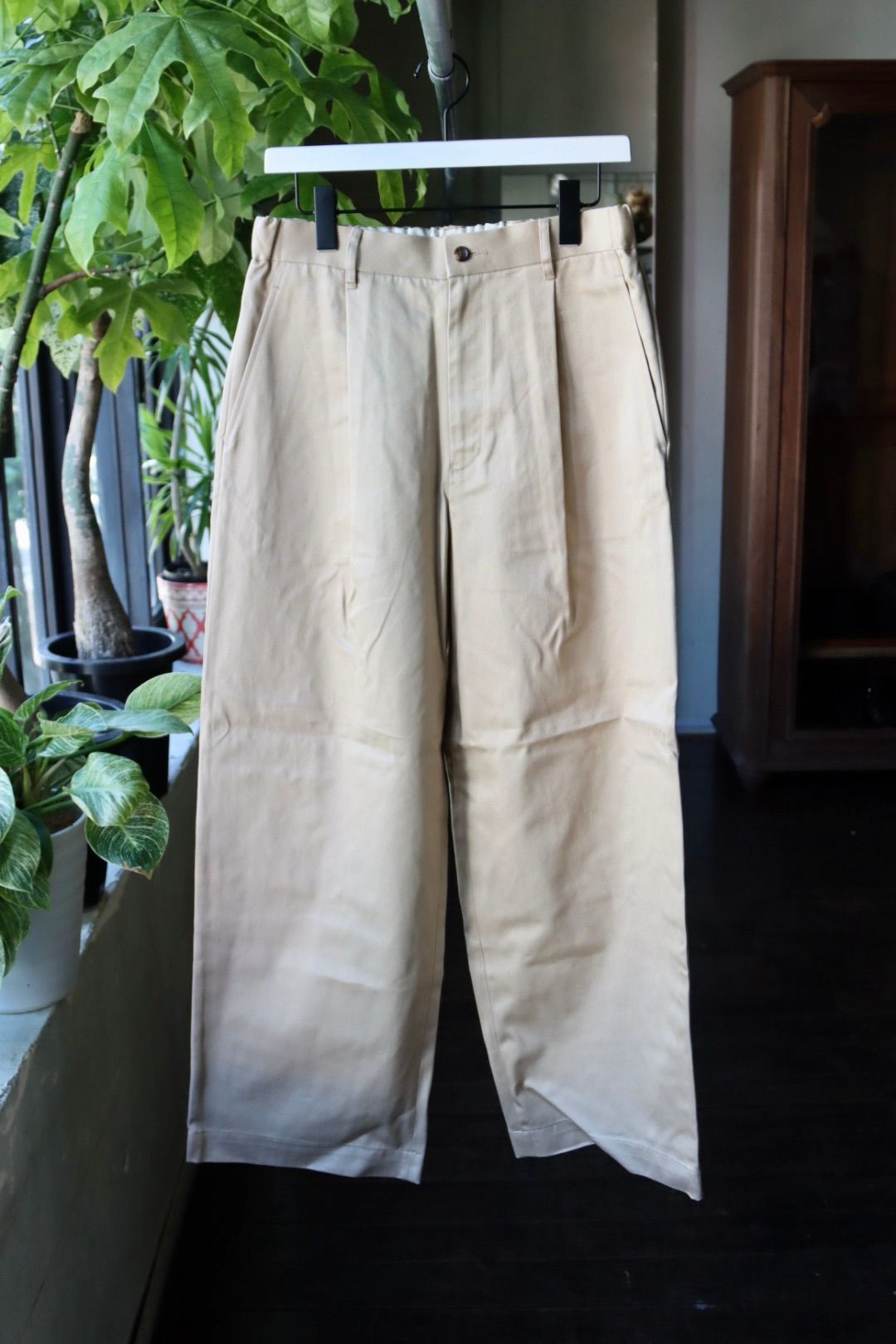 グラフペーパー  25AW Westpoint Chino Wide Straight Trousers(GM253-40150B)BEIGE☆8月16日(土)発売！