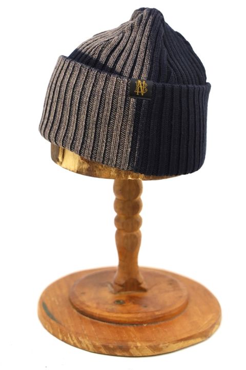 コムデギャルソンオム26FW BATONERブリーチ加工ニットキャップ (HR-N005-051-2)NAVY☆8月7日(金)発売！