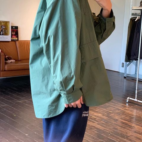 FreshService CARGO POCKET REGULAR COLLAR UTILITY SHIRT style.2022.6.23.