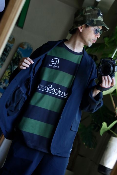 FreshService × HOUYHNHNM “EDITOR’S JACKET” & “EDITOR’S TROUSERS”NAVYスタイル