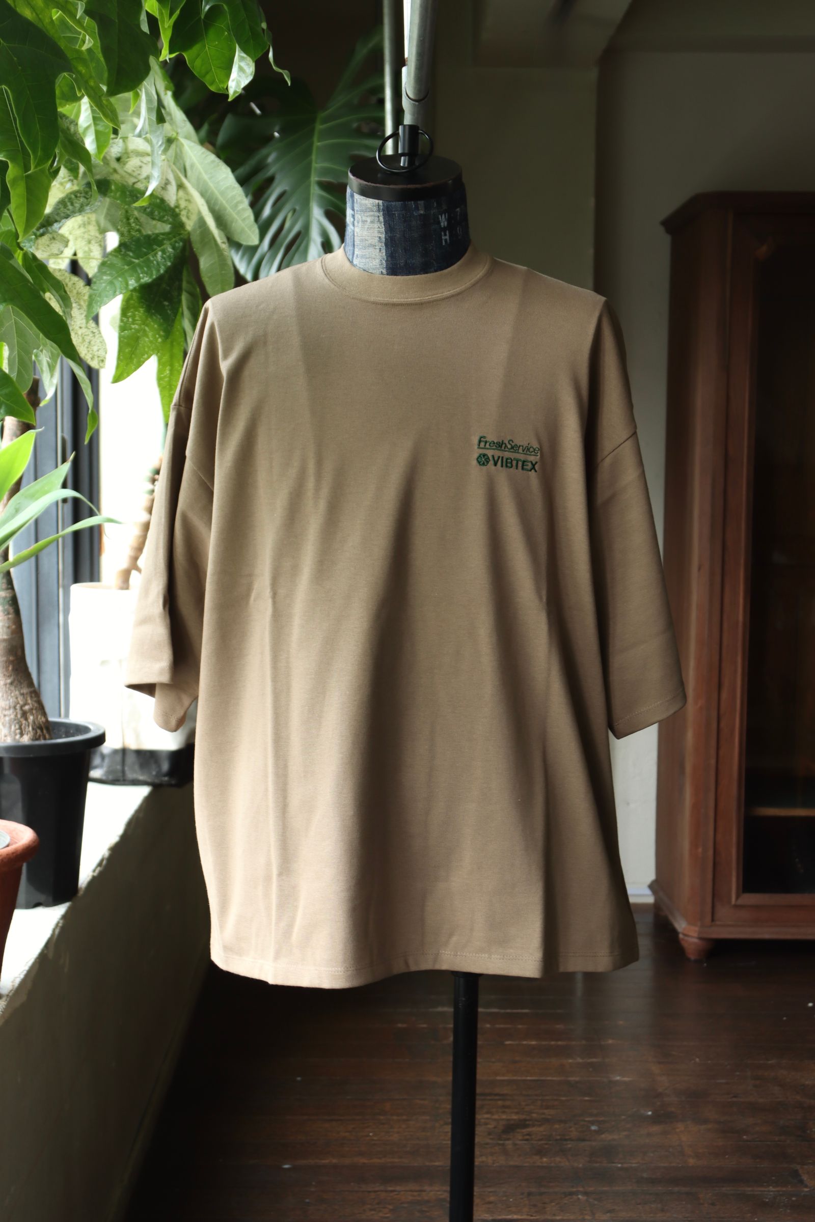 VIBTEX for FreshService S/S CREW NECK TEE(FSC252-70003)BEIGE☆再入荷しました！