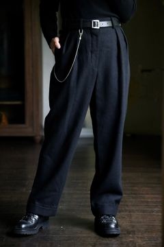 A.PRESSE Tweed Trousersスタイル