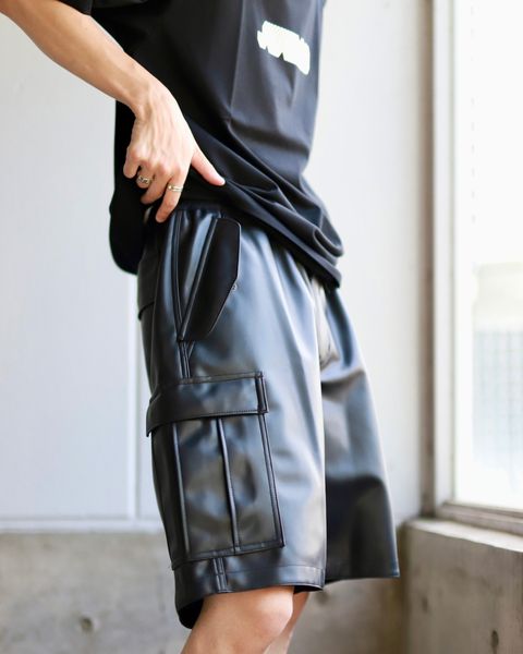 JUNYA WATANABE MAN 23AW 新作フェイクレザーショーツスタイル