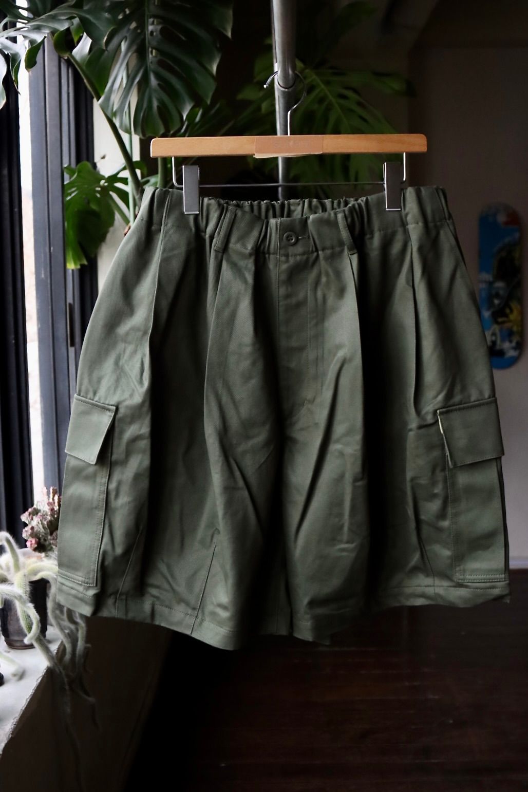 is-ness - イズネス23SSショーツ BALLOON EZ CARGO SHORTS(1005SSPT04