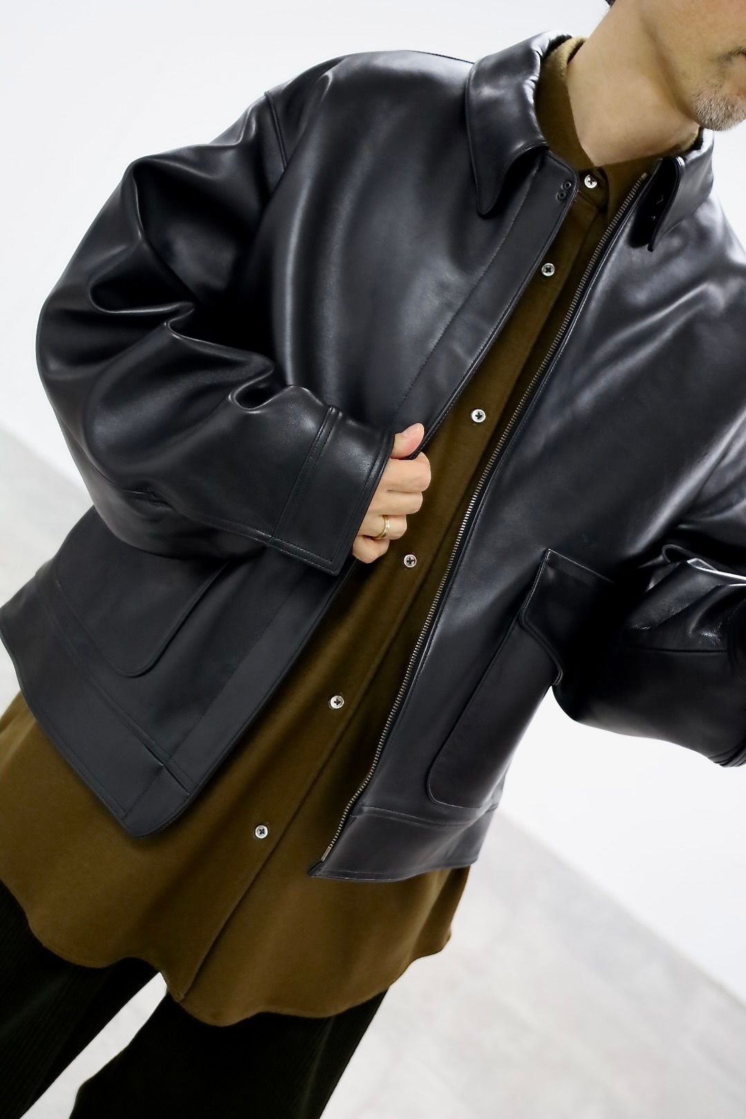 アプレッセ 2025 STYLE2 Leather Type A-2 Flight Jacket(25AAP-01-12)BLACK