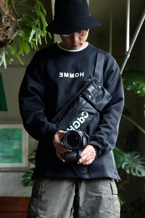 コムデギャルソンオム22AW サイドジップ HOMMEプリントスウェットスタイル