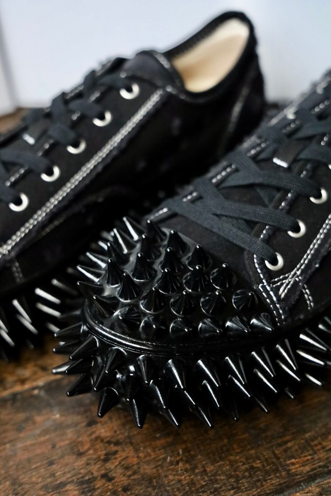 doublet 25AW スニーカーSPIKY CANVAS SNEAKER (25AW75FT62)BLACK