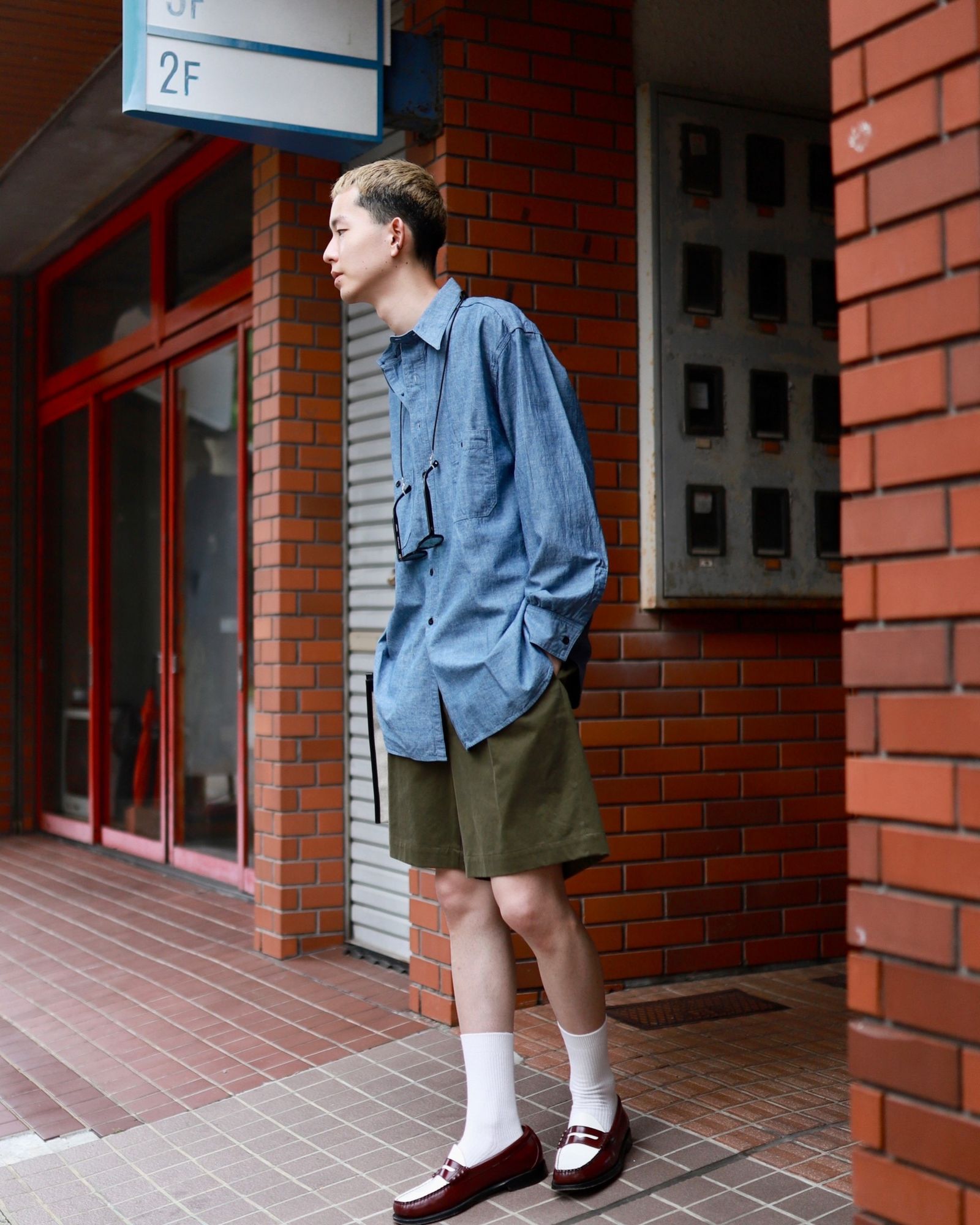 A.PRESSE アプレッセ 23AW style2 BB Washed Chambray Shirtスタイル