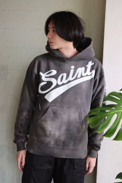 ©SAINT M××××××  FOCUSフーディー"BLACK" style