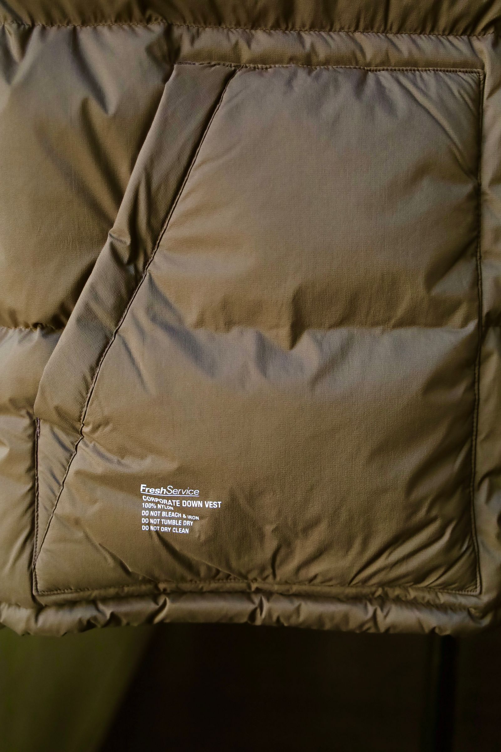 フレッシュサービス CORPORATE DOWN VEST(FSC243-10112B)BROWN
