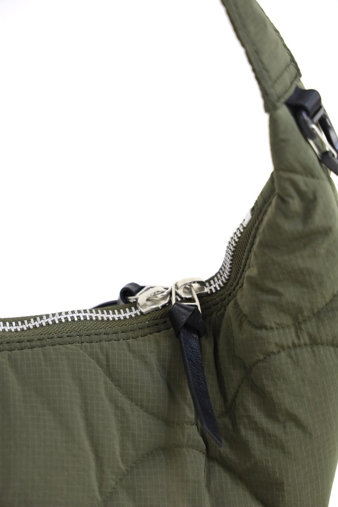 コムデギャルソンオム26FW キルティングショルダーバッグ(HR-K205-051-2)KHAKI☆8月7日(金)発売！
