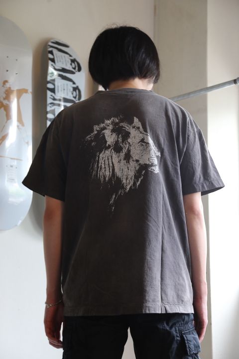 ©︎SAINT M×××××× T-SHIRT SHEEP LION (SM-A21-0000-003) BLACK style.2021.7.9