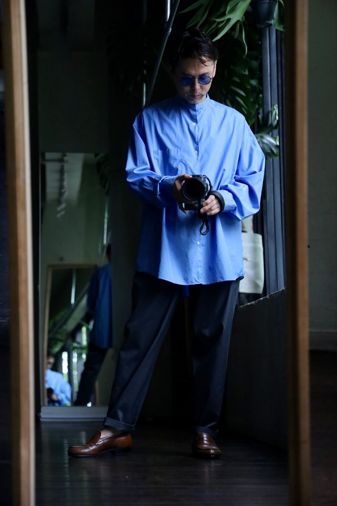 Graphpaper Broad L/S Oversized Band Collar Shirtスタイル