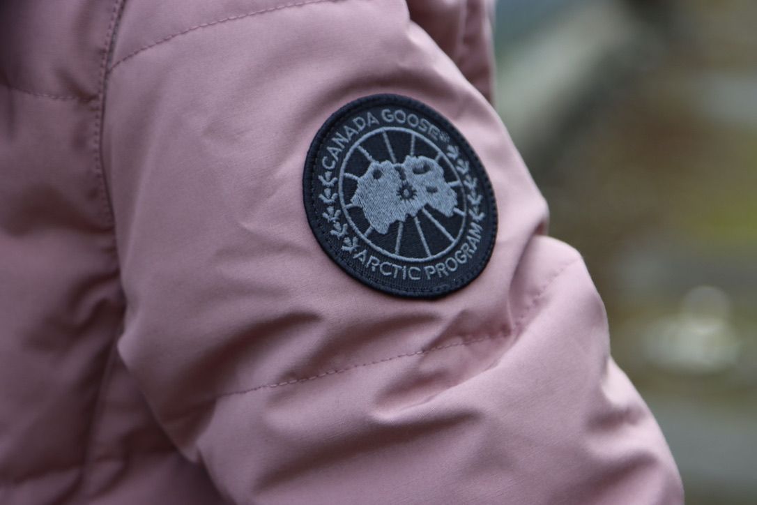 CANADA GOOSE レディースChelsea Parka style.2022.12.17