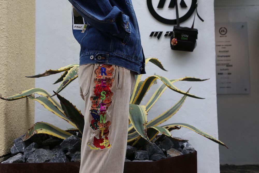 doublet MEMORIAL POLAROID DENIM JACKET(21SS06BL115) style. 2021.04.28.