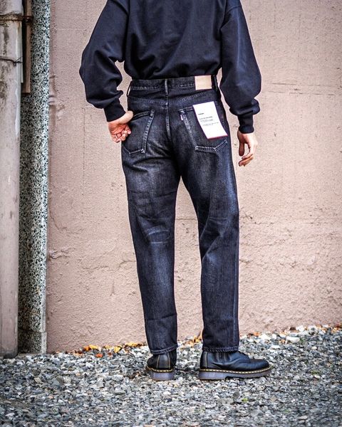 グラフペーパー Selvage Denim Five Pocket Tapered Pants(DARK FADE BLACK) 1月18日(土)新作発売！