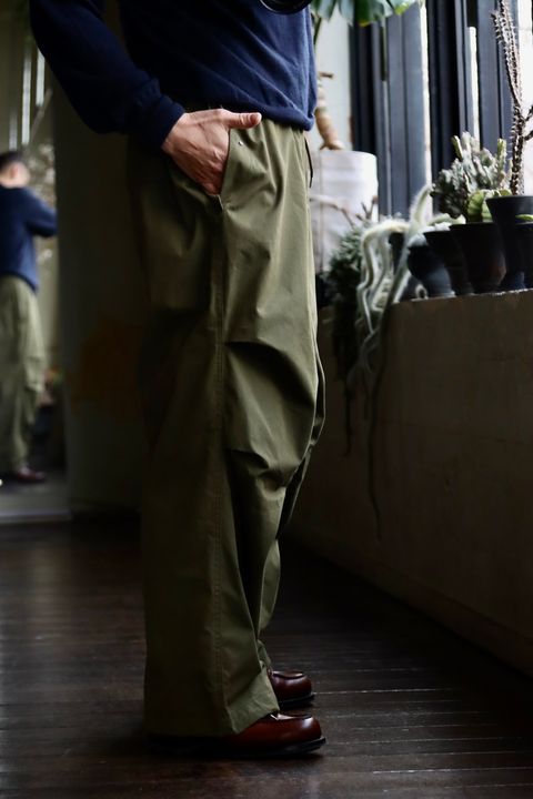 blurhms ROOTSTOCK C/N Oxford Snow Pants"DARK OLIVE"スタイル