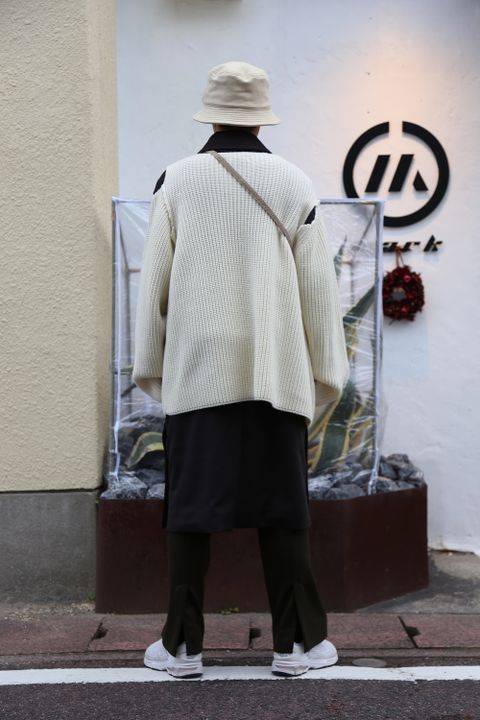 sulvam Slit over knit style 2020.12.27.