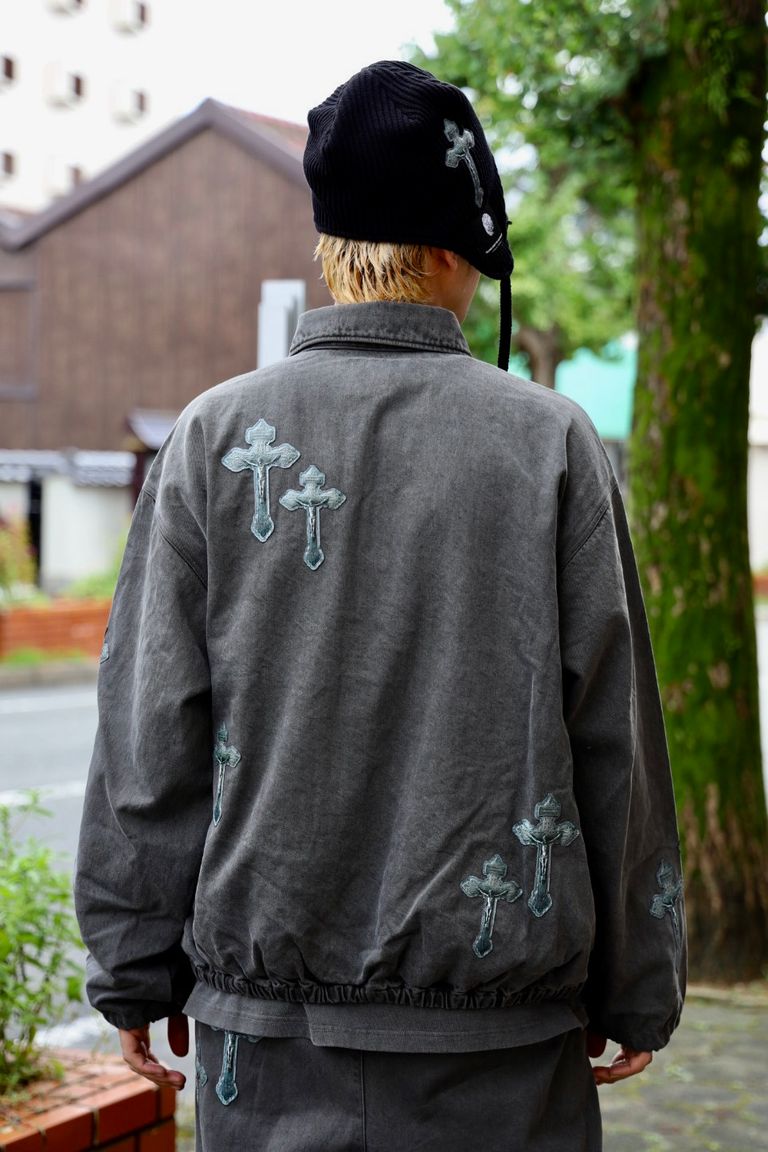 モデル186cm/着用サイズ:XL