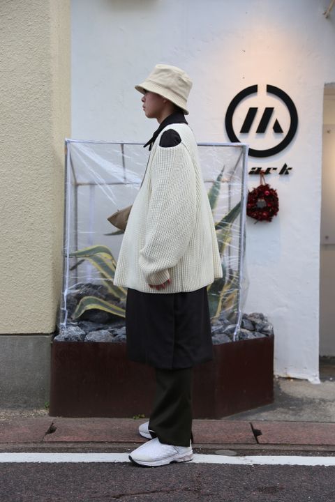 sulvam Slit over knit style 2020.12.27.