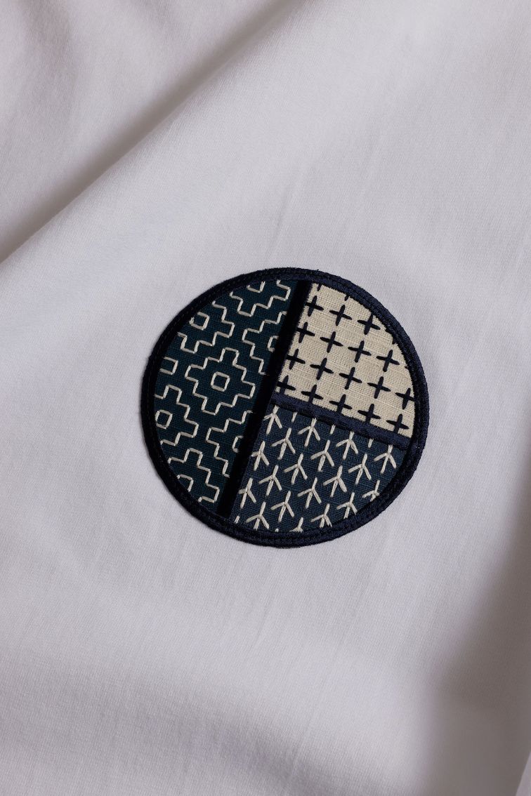 ファンダメンタル Tシャツ CIRCLE PATCH TEE(FA25/TE13)WHITE