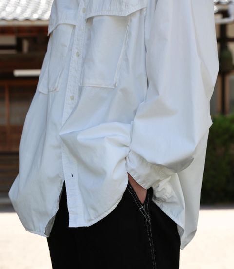 Graphpaper Garment Dyed Poplin Umbrella Yoke Shirt(GM211-50032) style. 2021.04.26.