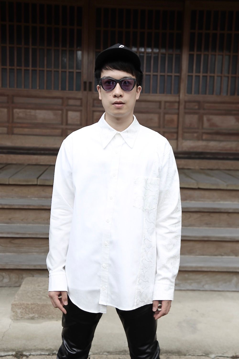sulvam OX left embro shirt"WHITE"style.2020.7.21.