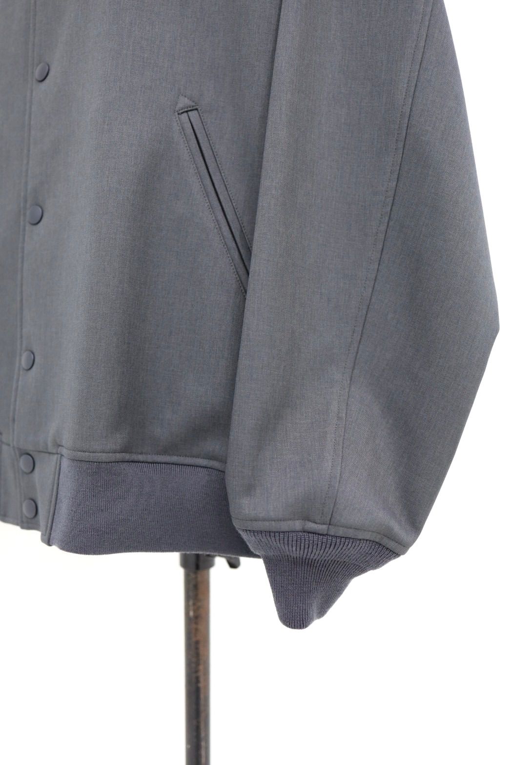 フレッシュサービス 26AW  DOWN FABRIC VARSITY JACKET(FSC263-30050)GRAY☆10月24日(土)新作発売！