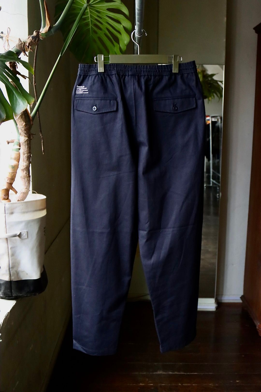FreshService - フレッシュサービス CORPORATE EASY CHINO PANTS