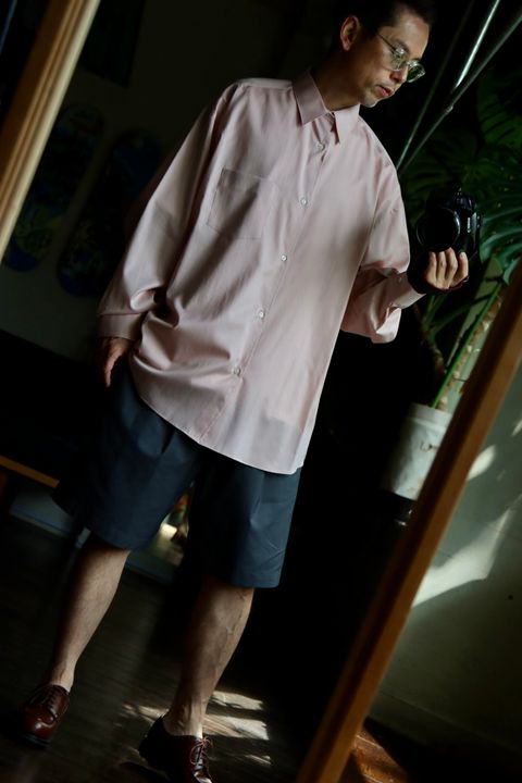 Graphpaper Silicon Poplin Oversized Regular Collar Shirtスタイル