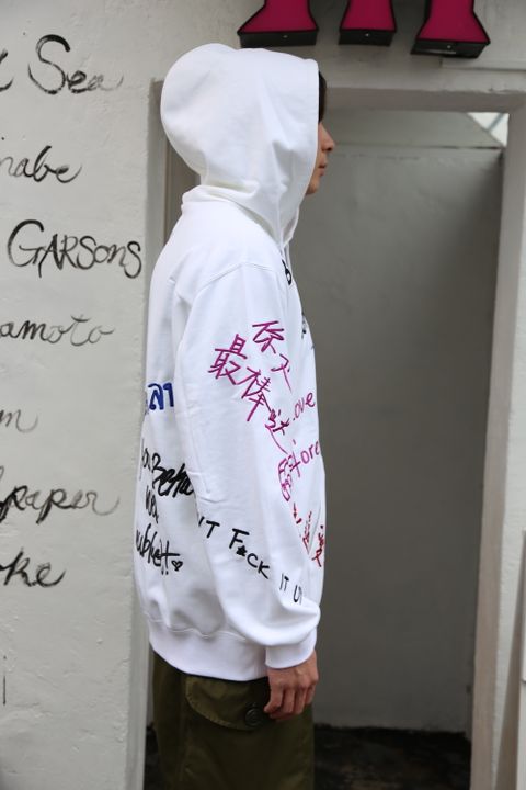 doublet MESSAGE EMBROIDERY HOODIE"WHITE"style.2020.9.12