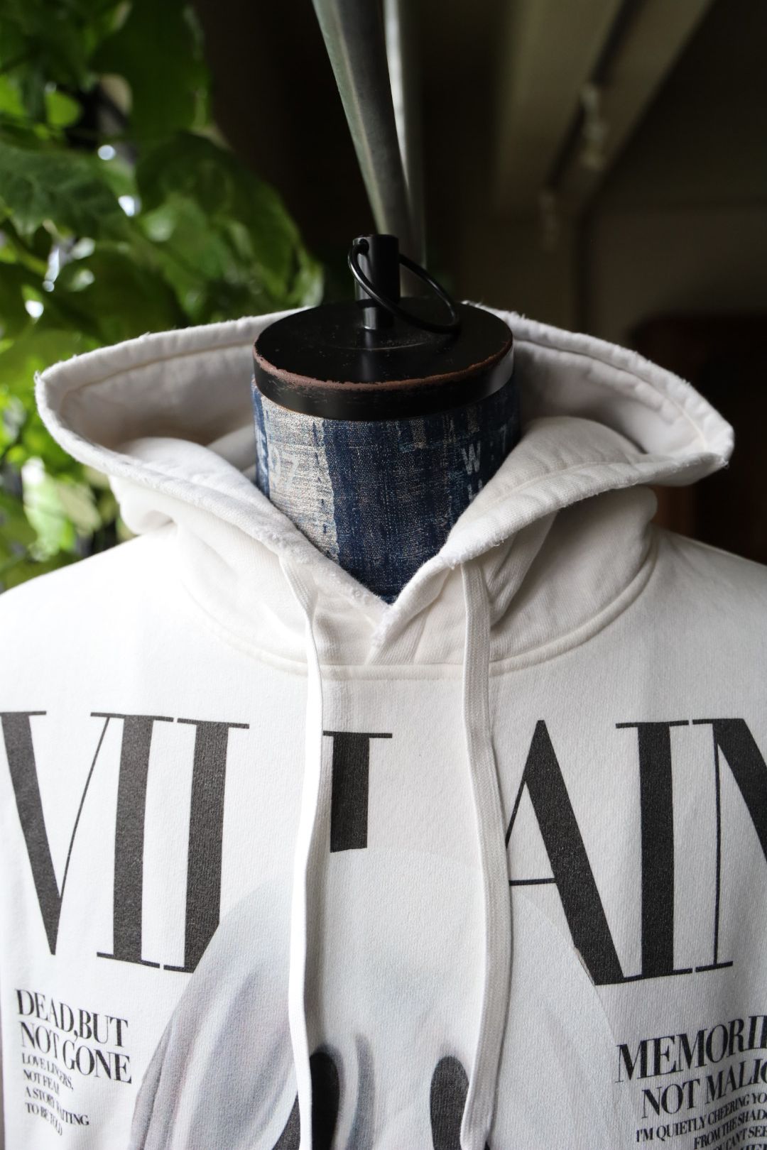 doublet 25AW VILLAIN COVER PRINT HOODIE (25AW47CS410)WHITE
