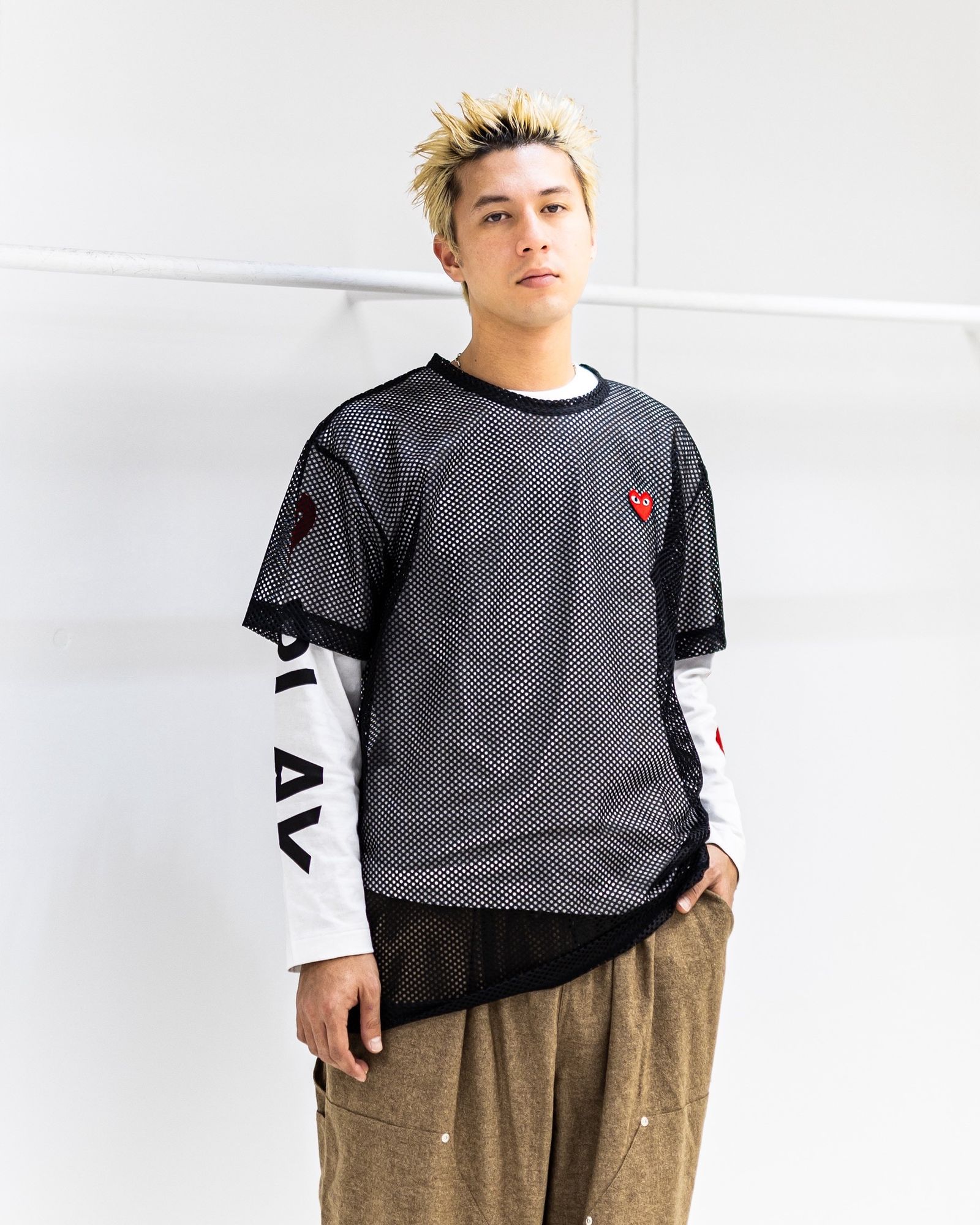 PLAY COMME des GARSONS REDエンブレムメッシュTシャツ ☆ 新作発売！
