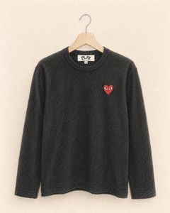 PLAYプレイコムデギャルソン ワンポイントロングスリーブTシャツ(BLACK×REDHEART)☆新作発売！