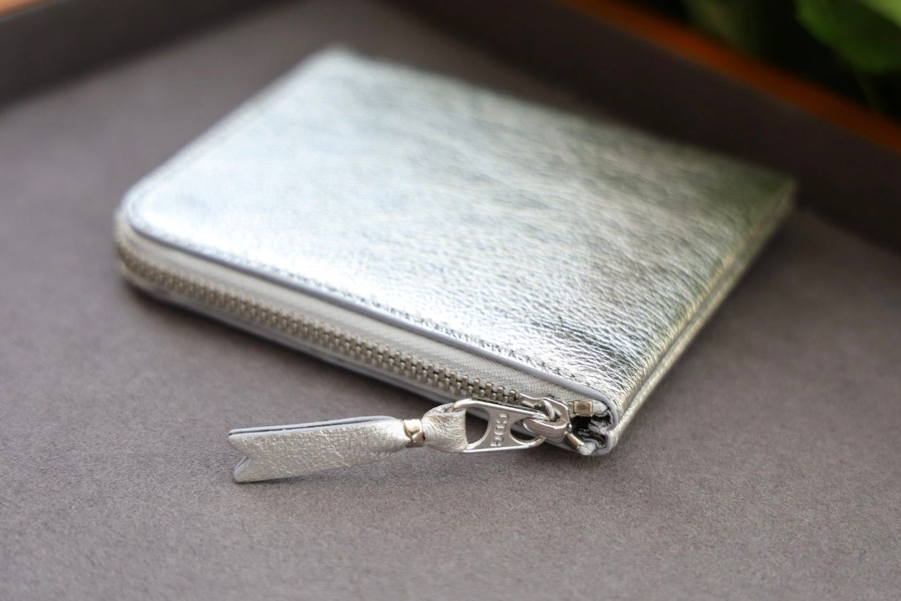 コムデギャルソン L字型ZIP財布(8Z-B031-051-2)SILVER☆4月11日再入荷！