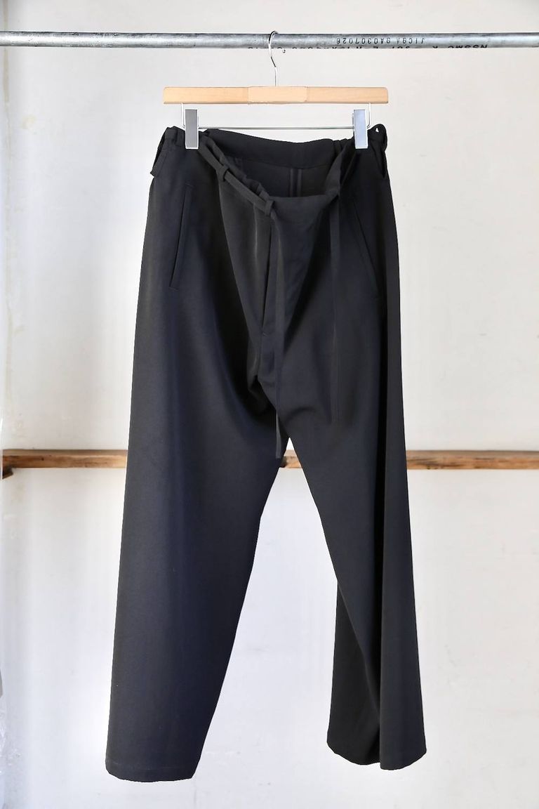 YOKE「FREE EASY PANTS」3月7日土曜日発売