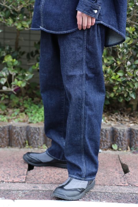 Denime Five Pocket Pants & Denime Regular Collar Shirt style 2020.12.26.