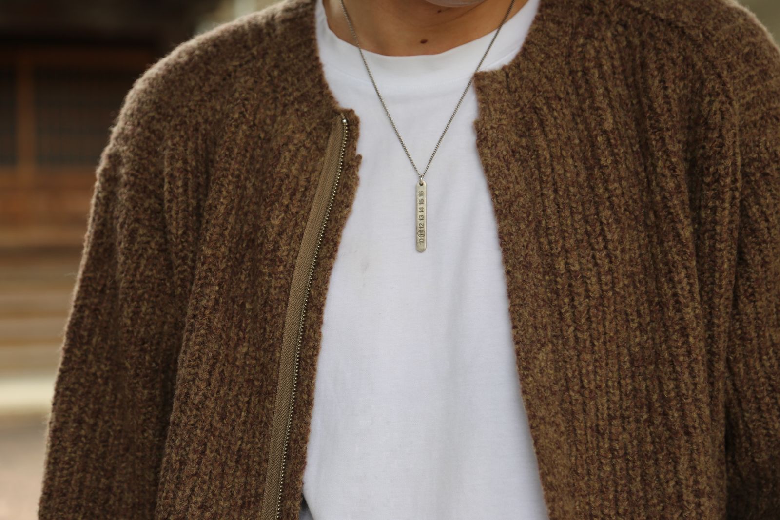 YOKE 20awより、3G BACK ZIP RIB CREW NECK BEIGE style.2020.9.12.