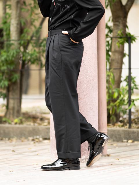 MARKAWARE DOUBLE PLEATED SEMI EASY TROUSERS MARKスタイル
