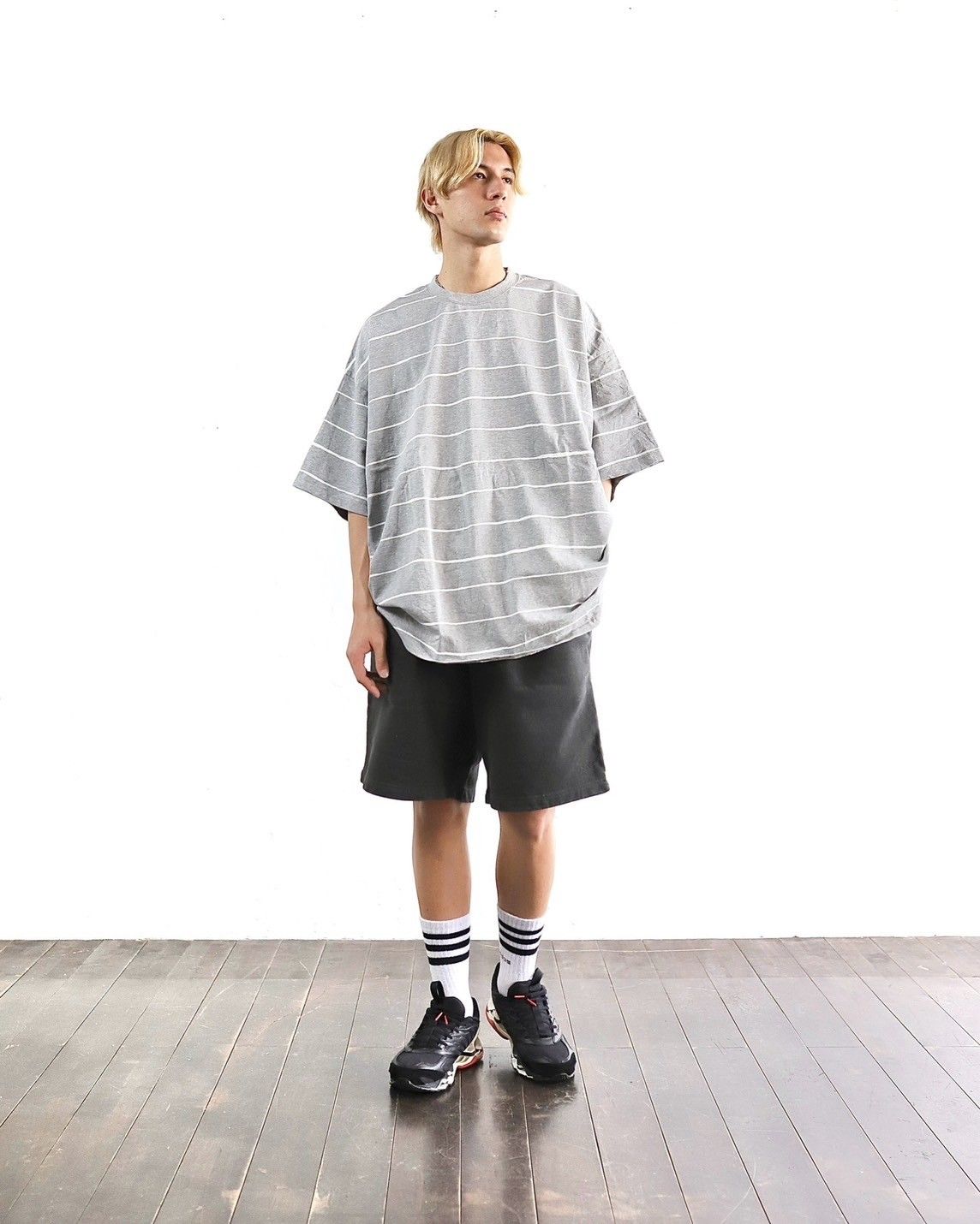 S.F.C 24SS エスエフシー WIDE SIDE STRIPE TEE(SFCSS24CS10)Grey×White☆3月30日(土)発売！