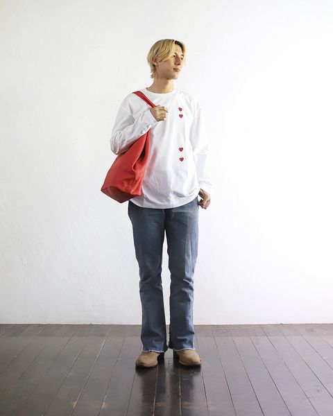 PLAY COMME des GARCONS 24SS PLAY VERTICAL 4 HEART L/S T-SHIRT
