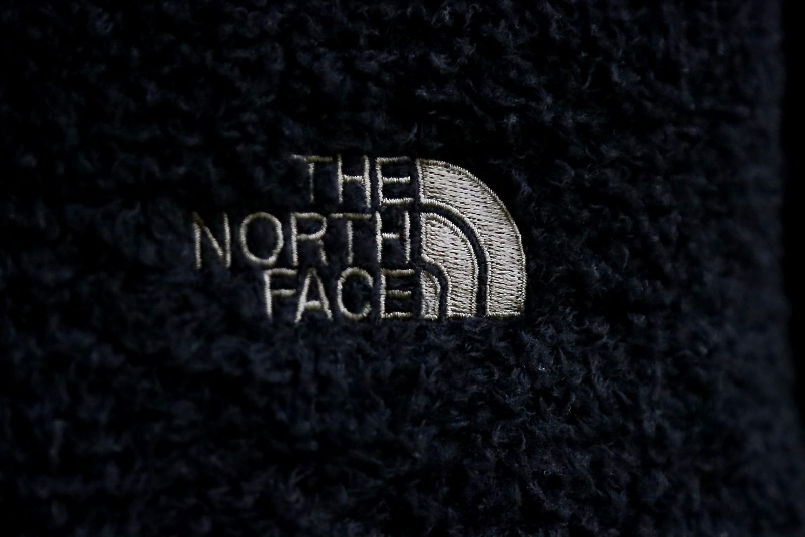 アイジュンヤワタナベマン23AW THE NORTH FACEダブルネームフリースパーカー(WL-T907-100) ☆11月17日(金)発売！