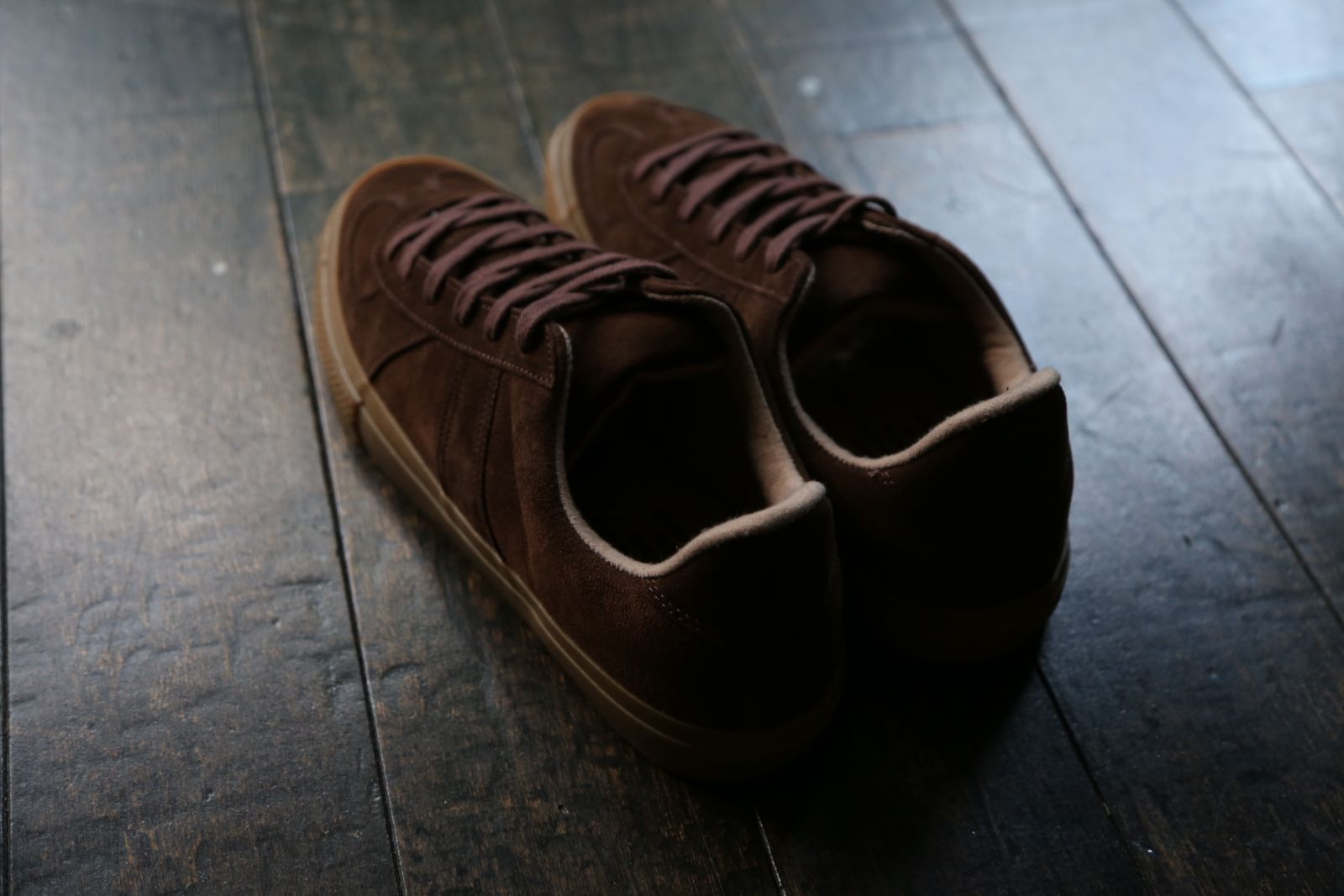 GERMAN MILITARY TRAINER(4700S)BROWN SUEDE