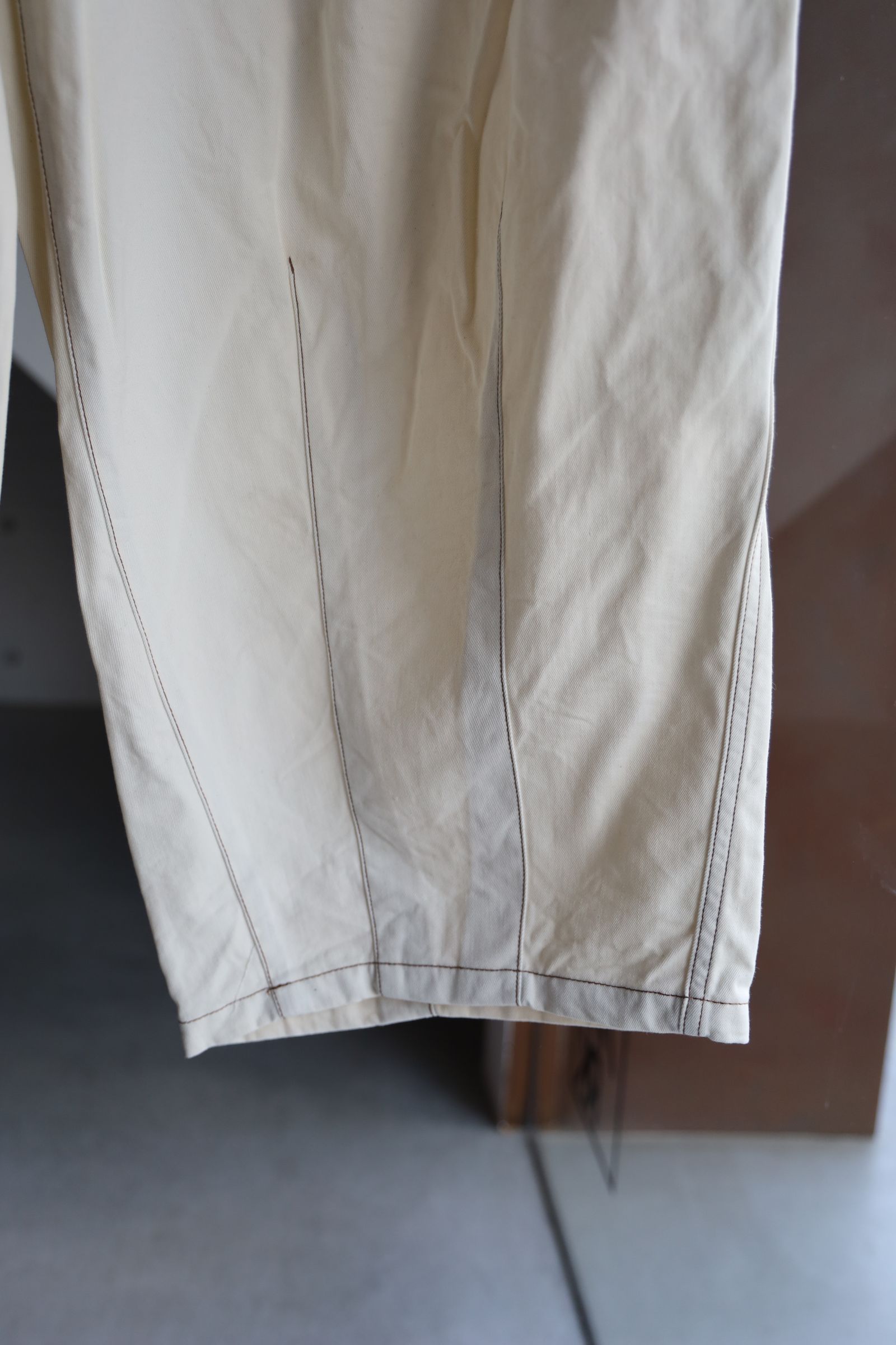 イズネス 25SSバルーンベイカーパンツBALLOON BAKER PANTS (1006SSBALOONPT01)OFF WHITE